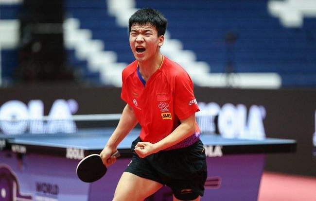 2025中国公路自行车职业联赛暨“环云南”公路自行车赛（楚雄站）燃情启程